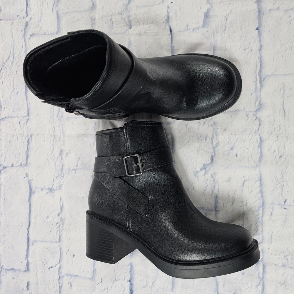 Torrid Ankle Boots Womens 8.5WW Black Buckle Strap Block Heel Moto Biker Booties